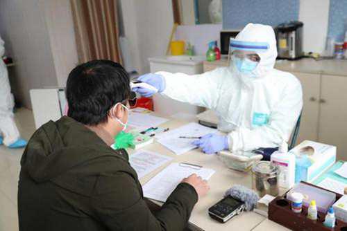 特朗普授权使用血浆治新冠