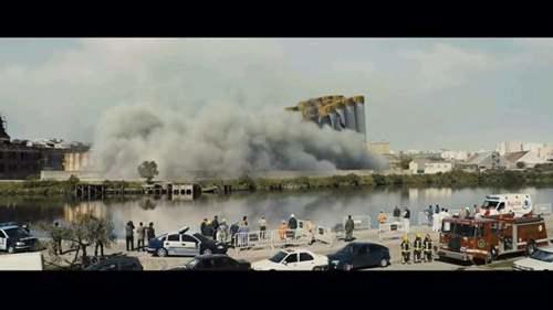 蛮荒故事 荒诞向的暗黑现实童话 直白的失控