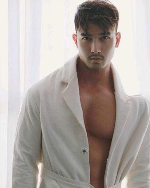 初代网红 肌肉男神 陈潭山 inschantansan