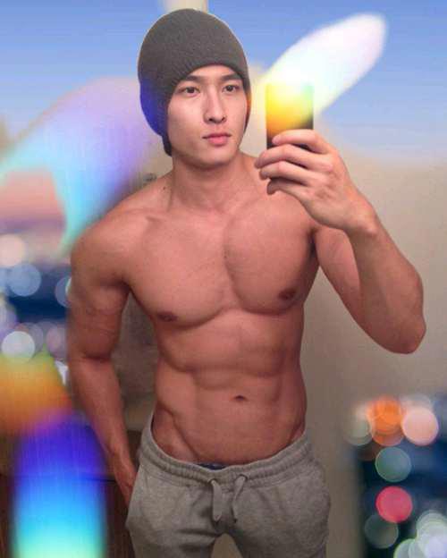 初代网红 肌肉男神 陈潭山 inschantansan