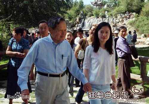 杨振宁对中国有哪些贡献？