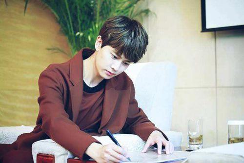 任嘉伦结婚了吗老婆是谁？