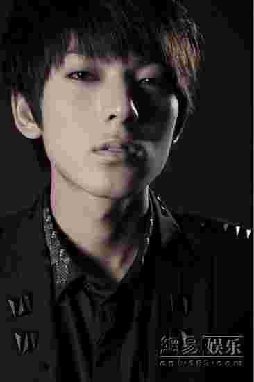 陈翔备战Vee Live首场个唱 演唱会将启用全新舞台模式