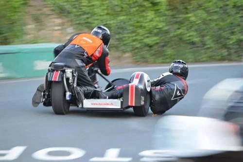 曼岛TT丨现实版的死亡飞车 勇敢者的亡命游戏