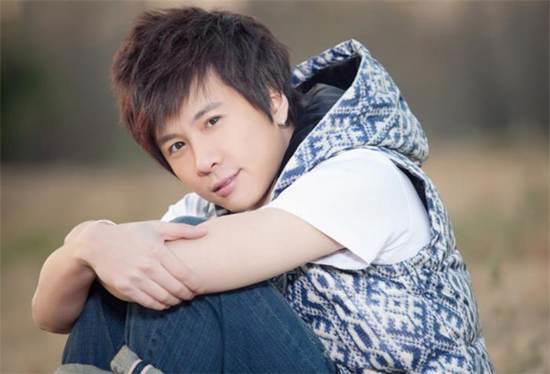 金莎李智楠婚礼 金莎为什么不红出