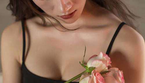 我和空姐飞机上的艳遇