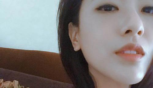 赵铭胸围是多少