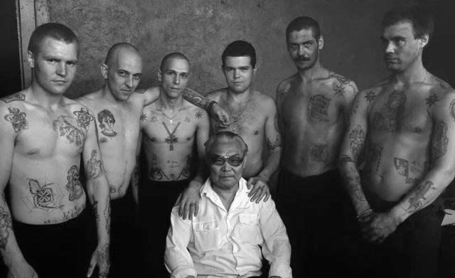 俄罗斯世界杯背后 战斗民族的足球流氓与黑手党