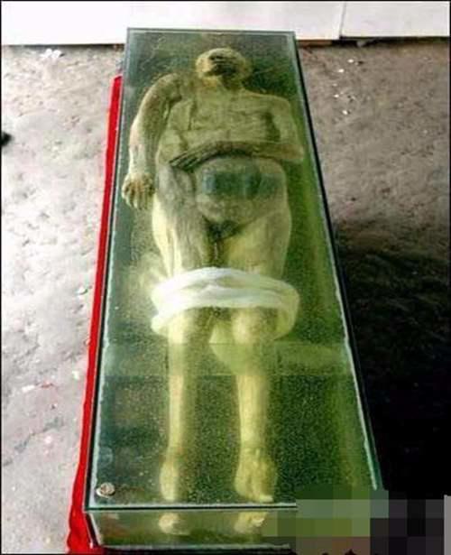 揭开黄河透明棺材真相 黄河清淤透明棺材