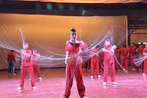 2015春晚小孩灵异事件