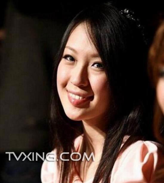 丁俊晖当爸爸喜得千金 丁俊晖老婆张元元个人资料哪里人？