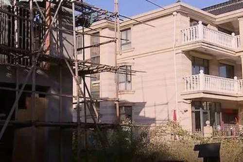 男子买下上海6栋别墅20年后想起