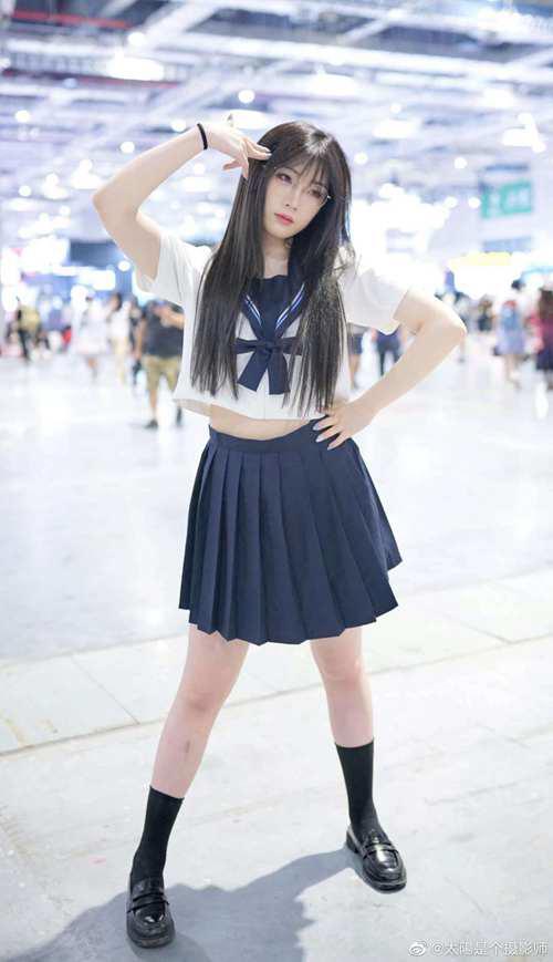 上海漫展COSPLAY女孩被推热潮背后 是群众对 福利姬 的拒绝