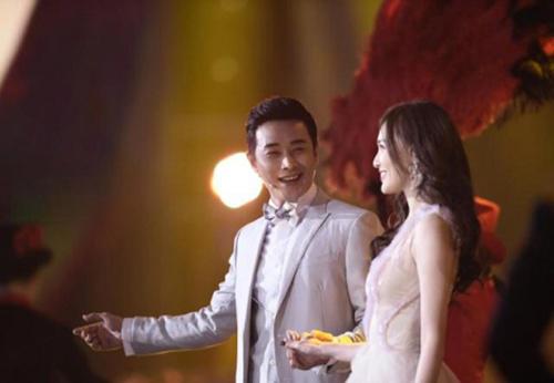 唐嫣领奖不理朱丹是怎么回事？