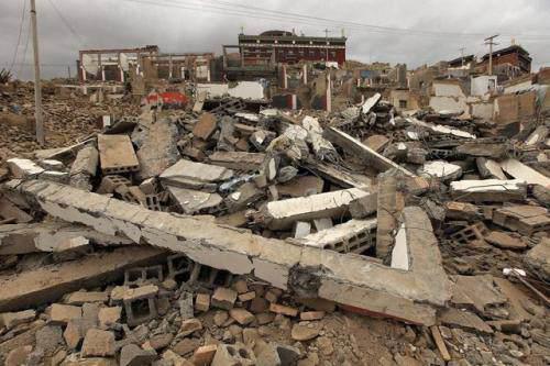 阿拉斯加州以南海域地震