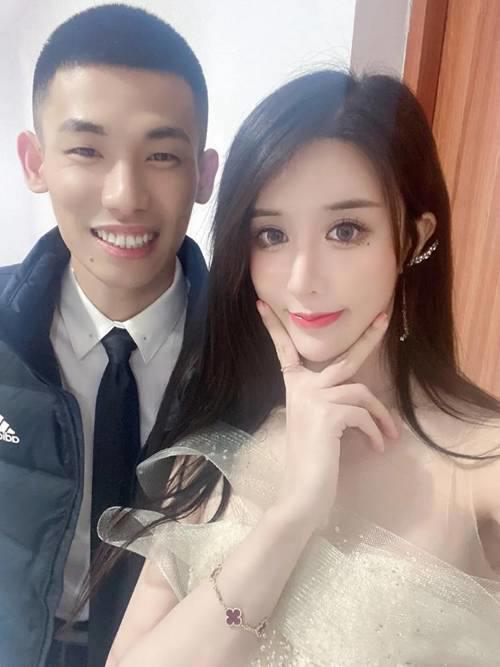 网红人气美女舞蹈主播丨秀秀呢