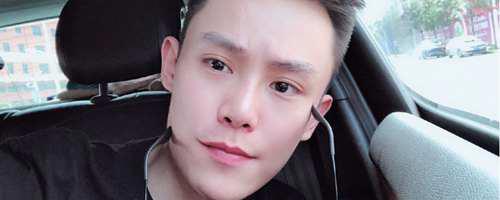 多余和毛毛姐是一个人吗