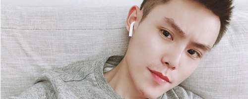 多余和毛毛姐是一个人吗