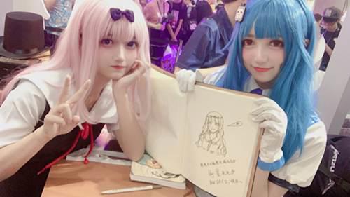 哔哩哔哩漫画实体书店开业啦 雾