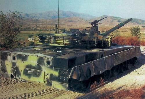 风暴 降生的钢甲铁拳 中国MBT2000VT4型外贸主战坦克研发简史