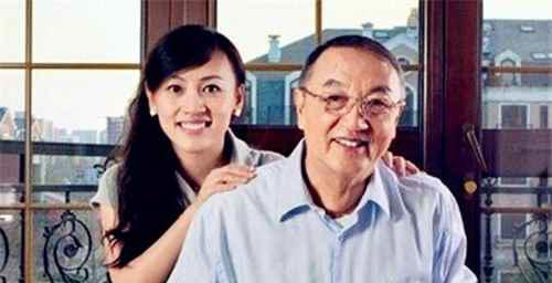 柳青患有乳腺癌是真的假的?