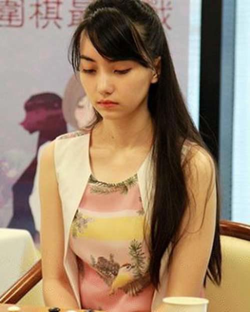 女神专题12 黑嘉嘉台湾最正围棋妹子