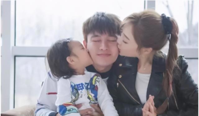 婚姻中 明明是李小璐 犯错 在先 为什么都在吐槽贾乃亮