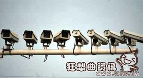 闯红灯摄像头是什么样子？