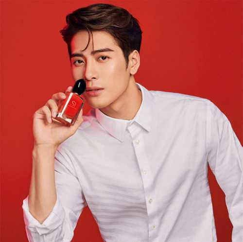 王嘉尔代言的阿玛尼香水多少钱