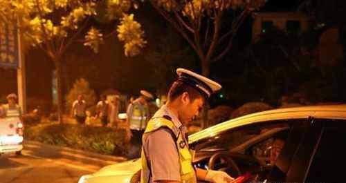 新手如何正确开车？安全最重要。