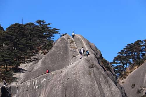 黄山景区超详细攻略 让你一天游完黄山