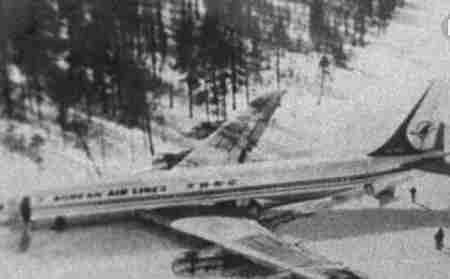 914号班机穿越时空事件