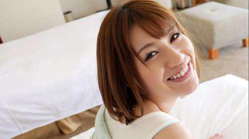 每日优优 本田莉子为了生活努力打拼的职业演员