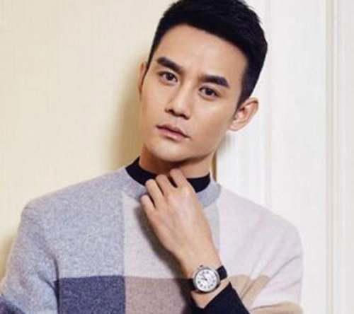 两边剃光的最帅气发型