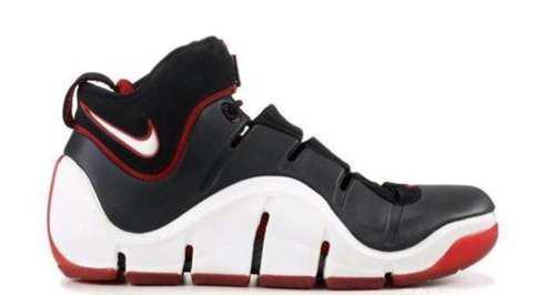 詹姆斯篮球鞋全系列介绍 lebron是最强的一代吗