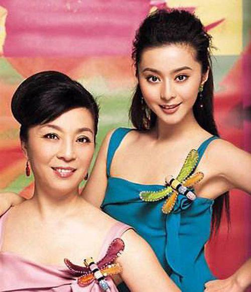 范冰冰家世惊人 范冰冰妈妈背景资料