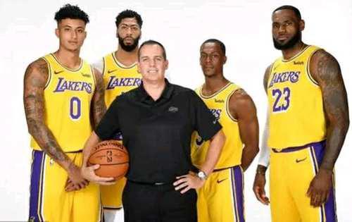 詹姆斯大热来袭 七代也即将迎来复刻