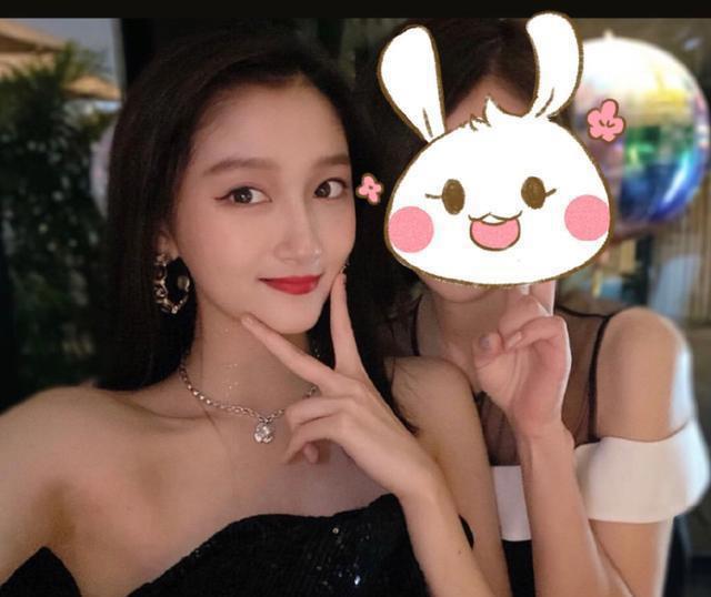 鹿晗连续四年为关晓彤庆生 如此恩爱却不结婚 其中另有隐情吗