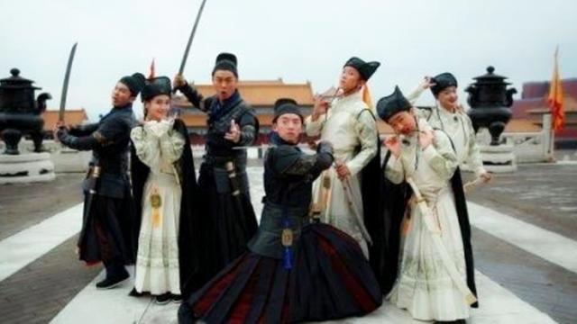 明朝的覆灭 阉党 与 文臣 各占一半 这其中 文臣 更可恨