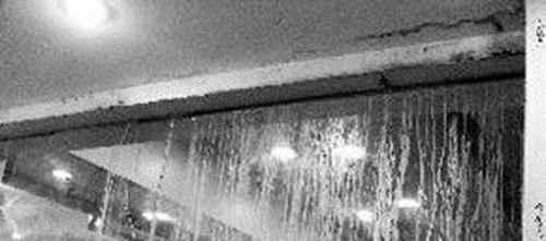 顶楼漏水怎么办