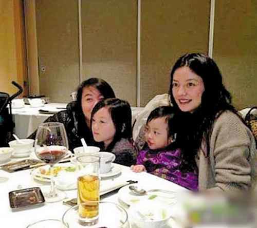 王菲女儿李嫣兔唇原因分析
