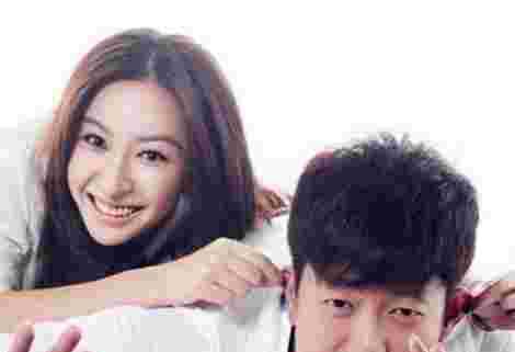 唐一菲和凌潇肃喜得爱子