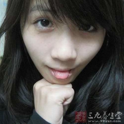 舌苔厚黄是怎么回事 舌苔厚黄是什么原因