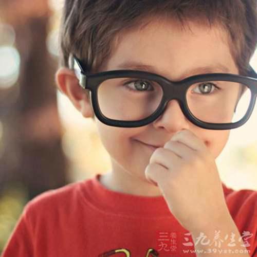 舌苔厚黄是怎么回事 舌苔厚黄是什么原因