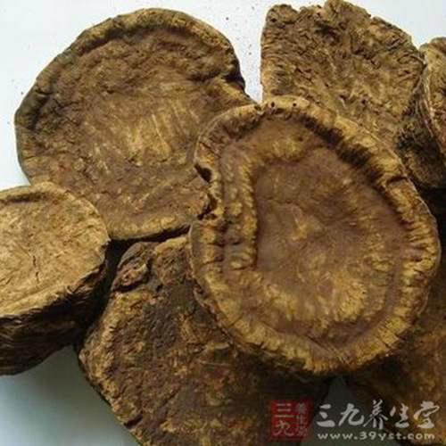 舌苔厚黄是怎么回事 舌苔厚黄是什么原因