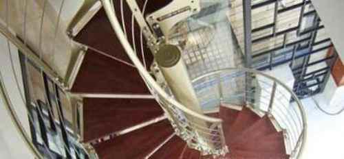 旋转楼梯有哪些优缺点