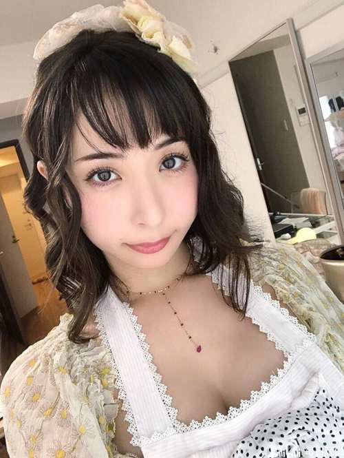 每日观优 大沢佑香 晶エリー 复活了吗