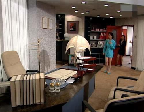 小西装穿搭指南 职场通勤OL穿搭 我只服港风