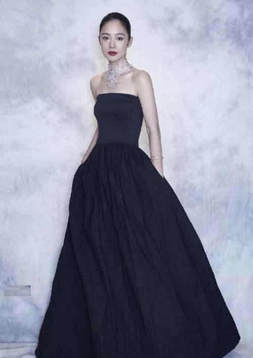 姜文妻子周韵气质真好 人美有韵味如其名 文艺又贵气