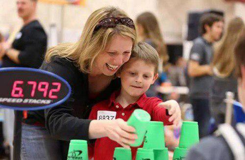 飞叠杯世界纪录